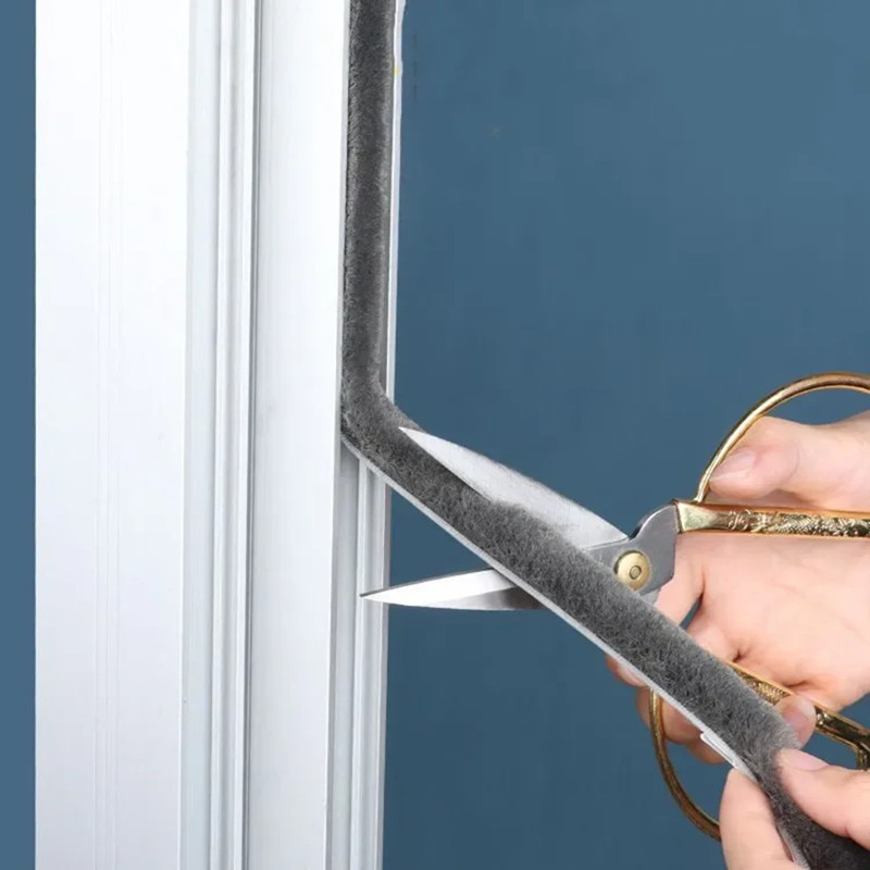 10M Self Adhesive Brush Strip  - đánh giá và giá Window Lock Bar